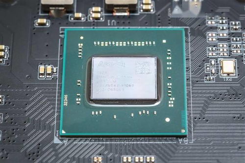 突发事件 日本瑞萨电子工厂起火，现场图像震撼公开